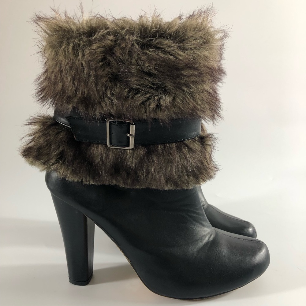 Women’s Chase and Chloe booties size 7.5